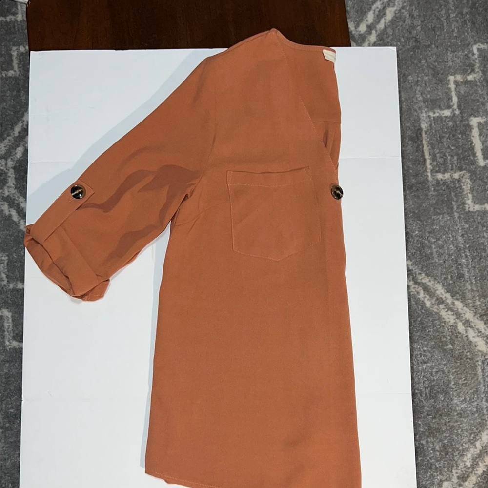 Entro Rust Button-Up Blouse - Picture 5 of 5